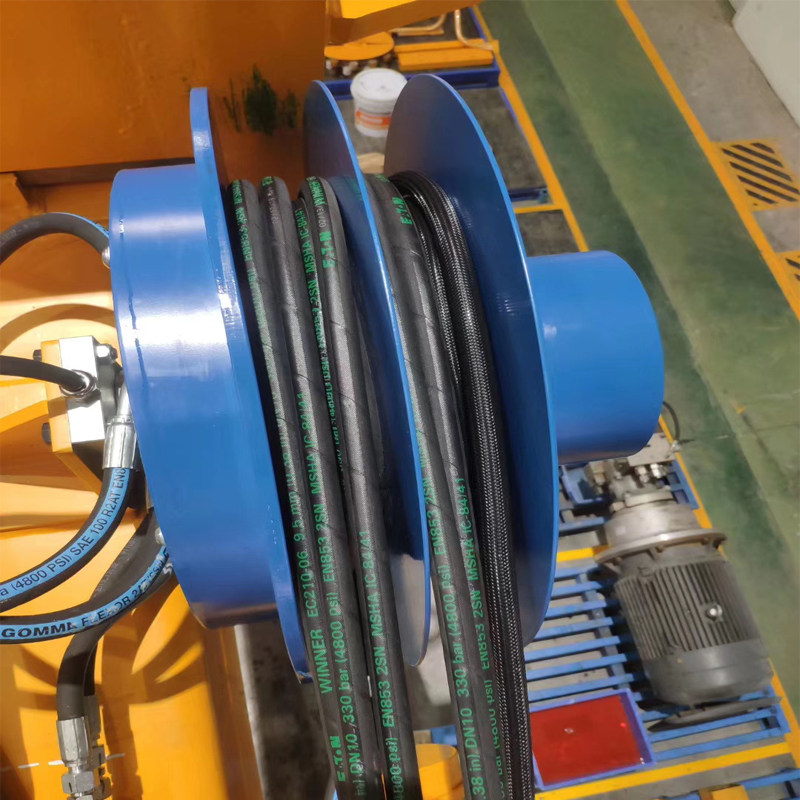 电缆/液压组合卷盘